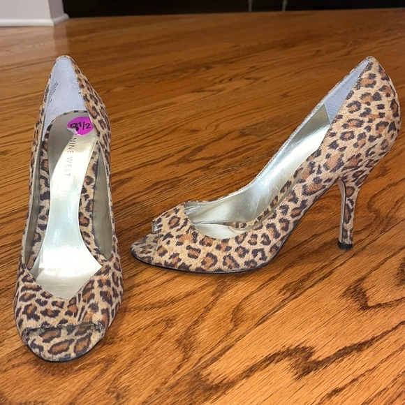 Nine West Woman’s Cheetah Print Heels Size 8.5M - Picture 1 of 7